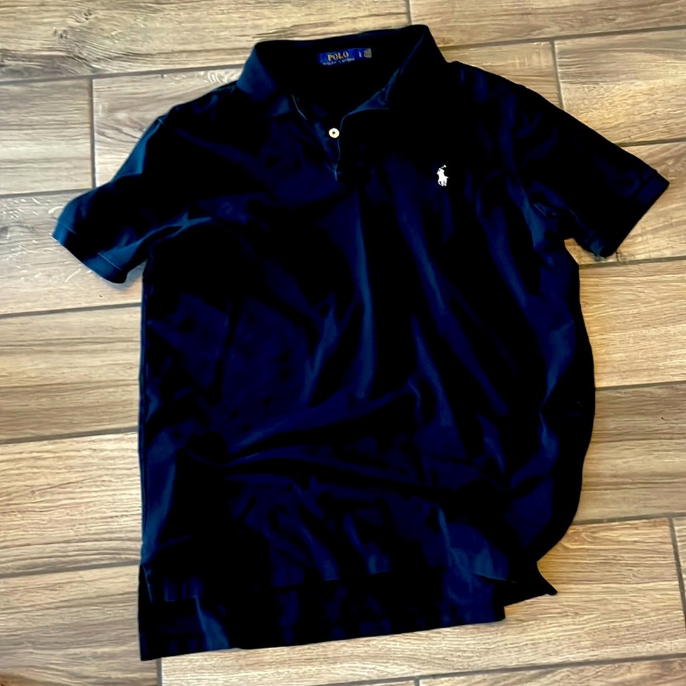 Black Large polo in great condition